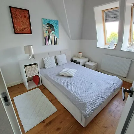 Sunny Two-room Gdańsk